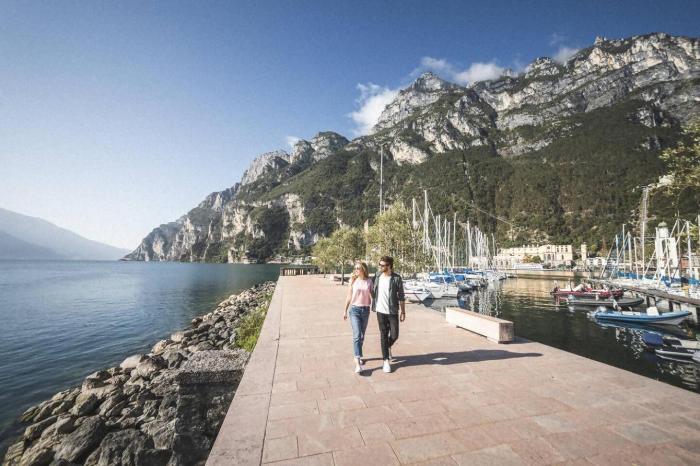 Appartamento Peler13 Con Balcone E Parcheggio Riva del Garda Exterior foto