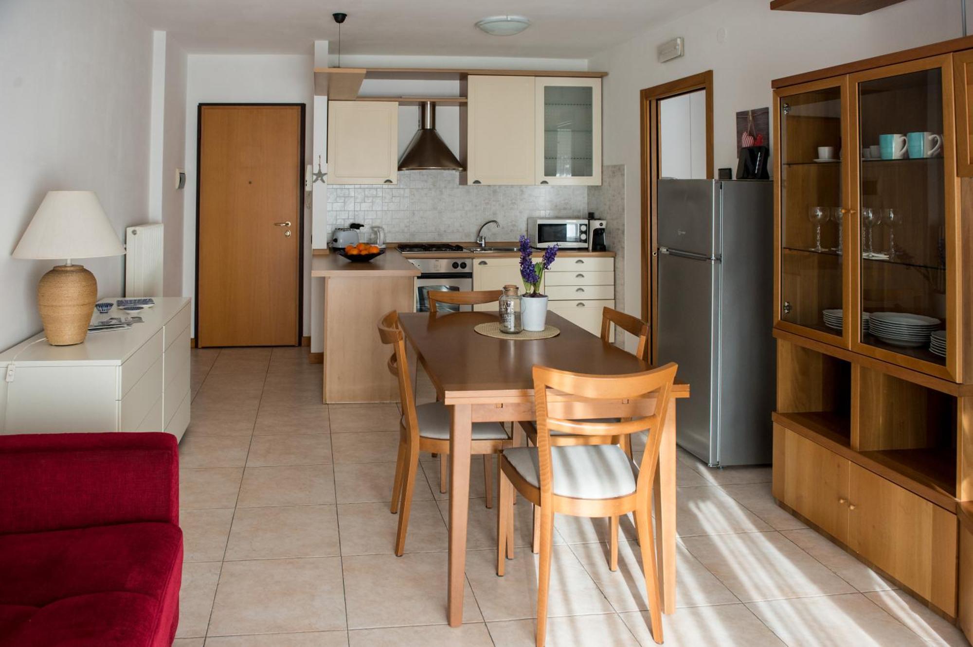 Appartamento Peler13 Con Balcone E Parcheggio Riva del Garda Exterior foto