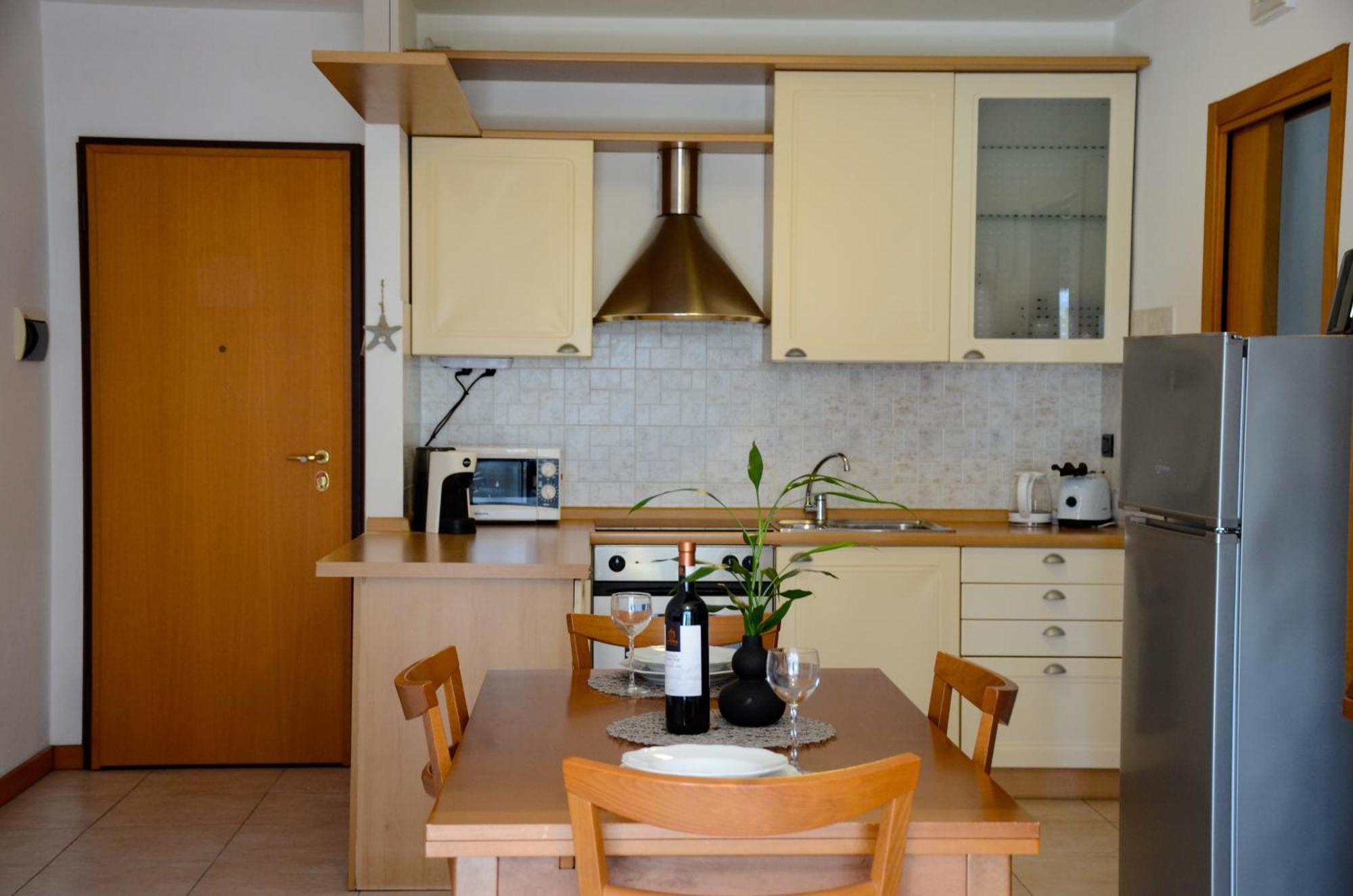 Appartamento Peler13 Con Balcone E Parcheggio Riva del Garda Exterior foto